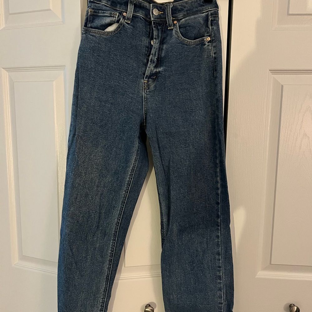 Wild Fable - High Rise Buttons Straight leg Blue Jeans Size 4